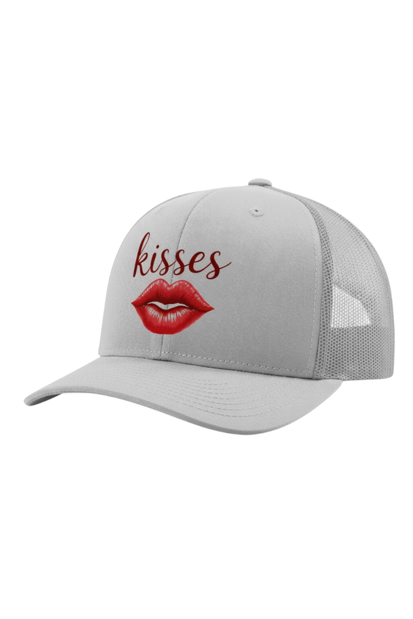 Gray cap with red lips and 'kisses' text on a white background